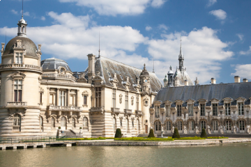 Private tour to Versailles with a highly qualified guide