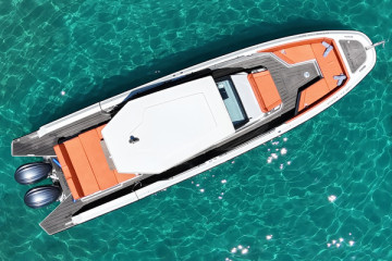 Protagon 33 Private Cruise (up to 11 pax)