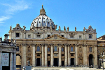 Vatican Museums and St. Peter's Basilica: Small Group Guided Tour