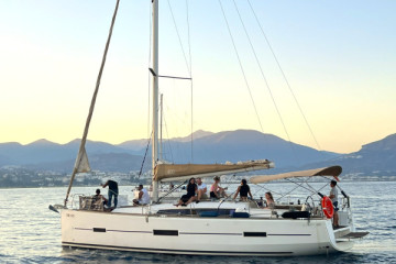 VÁRUNA SAILBOAT