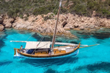 N°133 La Maddalena Tour in a Vintage Sailing Ship