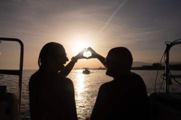 SUNSET SAILING- PRIVATE EXPERIENCE