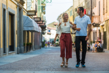 Pop Guide alba asti bra