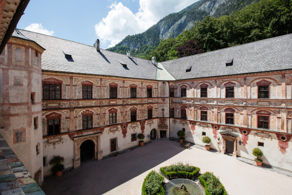 unique renaissance inner courtyard