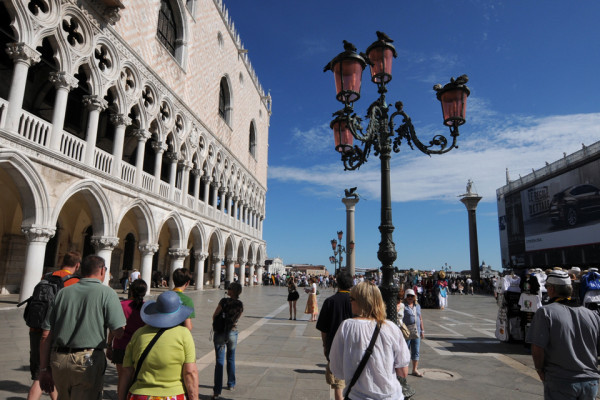 Venice highlights walking tour