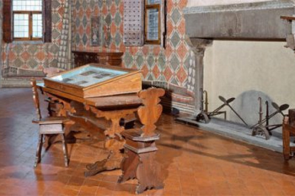 ANCIENT FLORENTINE HOUSE GUIDED TOUR