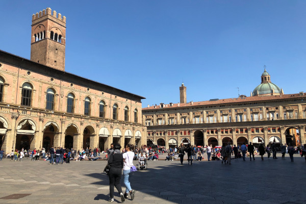 Private walking tour of Bologna