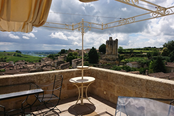 Nice sightseeing from Hotel de Pavie