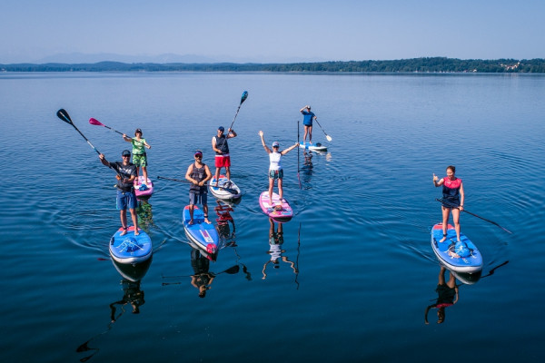 Paddle with friends!