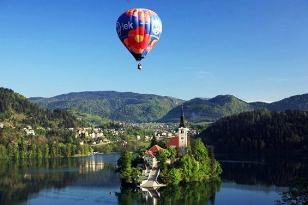 OUTdoor Slovenia Ballooning Bled 5