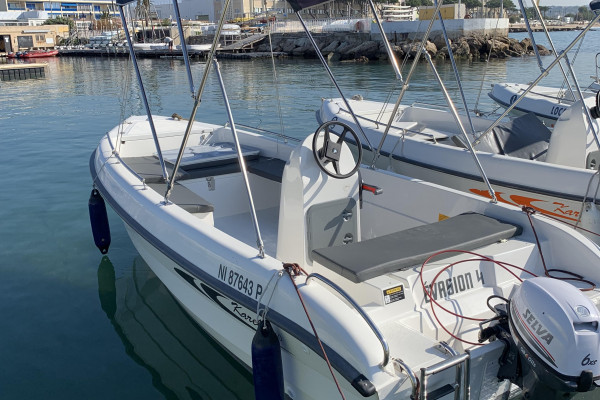 Boat evasion boat rental without license