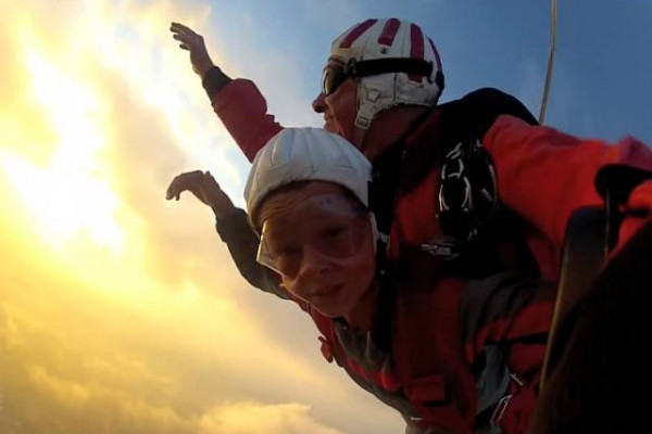 Tandem skydive with pictures and videos