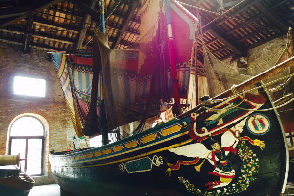 Ship pavillion 