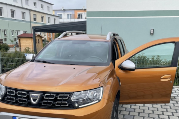 4 Places Car