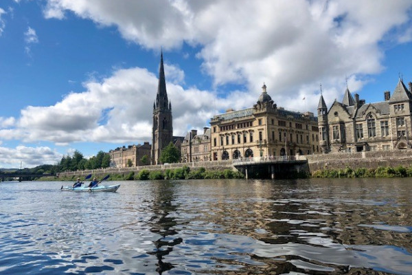 Touring kayaking River Tay - Outdoor Explore - Perth City, Scotland