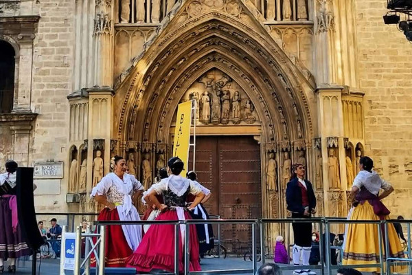 Traditions and Culture Valencia