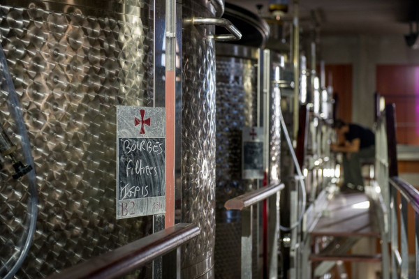 The inox tanks dedicated to the rosé and white wines