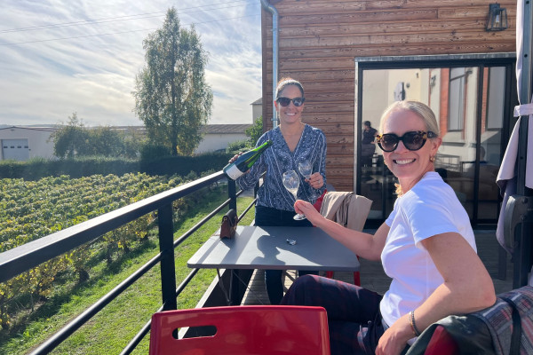Tasting between friends on our terrace