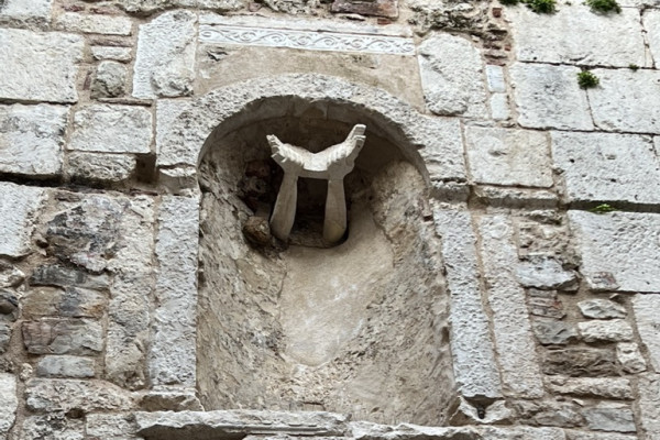 Detail Porta Ferrea