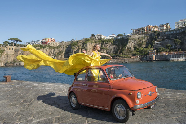3.Lollobrigida Yellow with Fiat 500 vintage