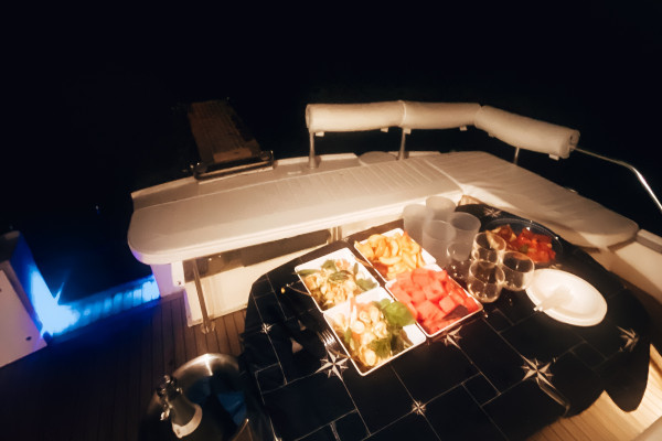 Bachelorette party by boat, aperitif and sunset tour, Amalficoastlovers