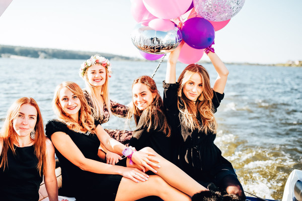 Bachelorette party by boat, aperitif and sunset tour, Amalficoastlovers