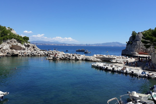 a trip out to sea to discover the small, unusual ports on the Côte Bleue