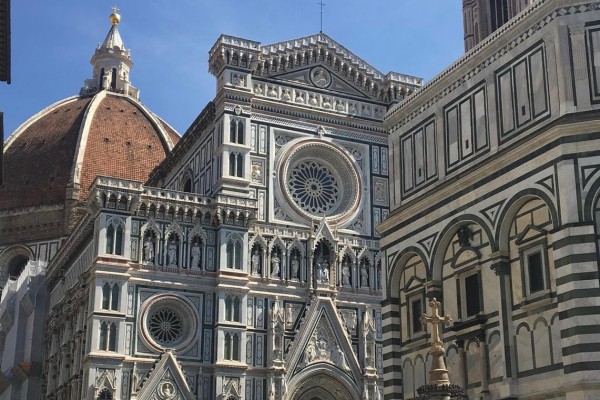 Group tour of Cathedral Complex