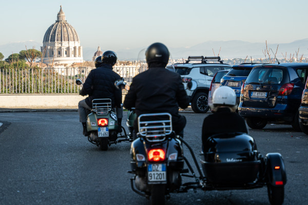 Vespa sidecar, endless fun