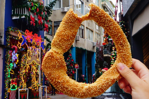 Try the best Koulouri