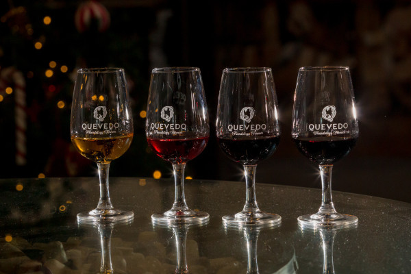 Blind taste 4 special wines with us!