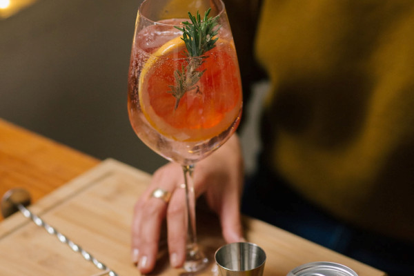 Port tonic with our Rosé Port!