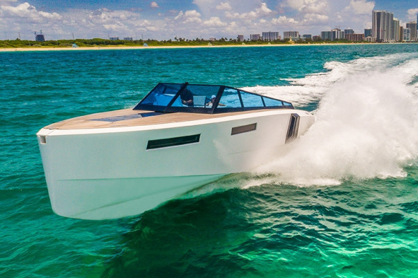 EVO 43 Yacht Rental with Skipper from Naples
