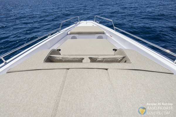 Rent Yacht Axopar 45 Sun Top con Skipper from naples
