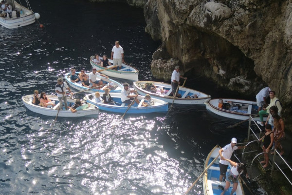 Private Day Tour to Capri and the Blue Grotto from Salerno
