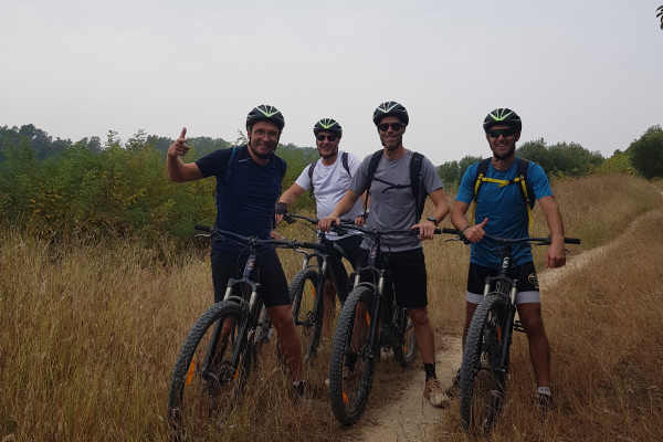 E-bike and mountain bike tours