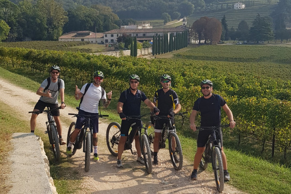 Discover Lake Garda by bike