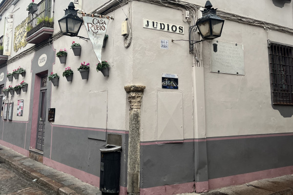 Judíos Street corner