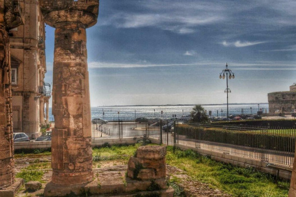 Authentic Routes: The Treasures of Magna Graecia with Pick-Up from Monopoli