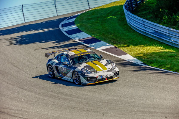 Porsche Cayman GT Cup