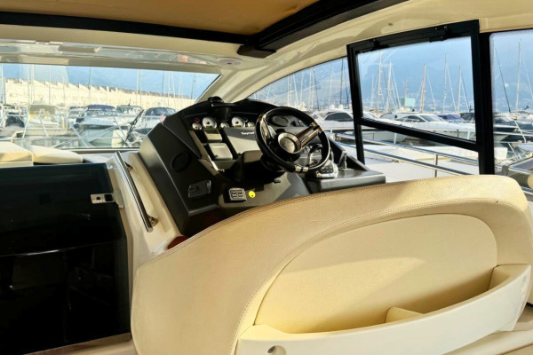 Yacht excursion with Skipper from Salerno to Positano, Cranchi M44
