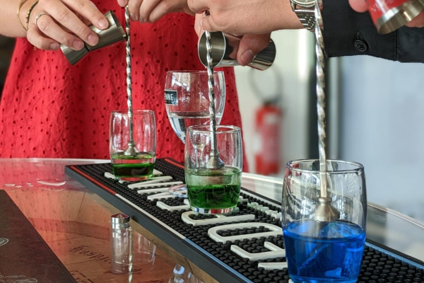 Cocktail Experience, layered cocktail