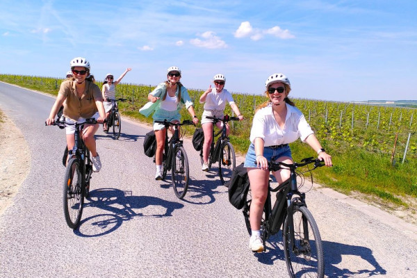 E-bike excursion in the Champagne vineyards