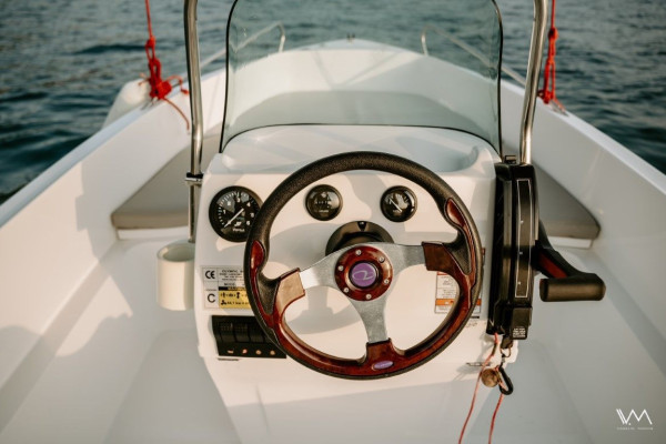 Explorer Boat Rental - Ionian Islands