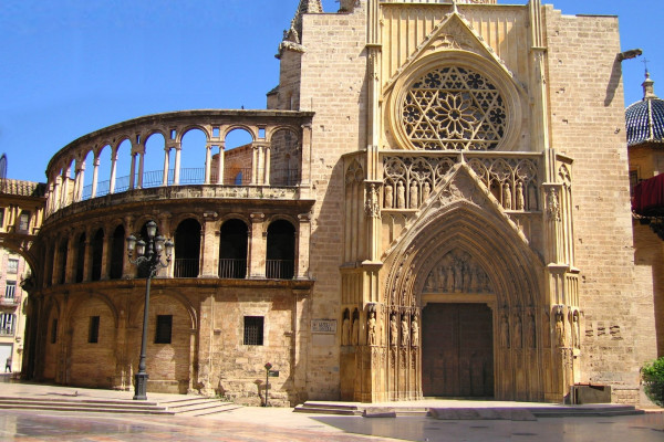 Visit the heart of Valencia’s Old Town with views of the Cathedral and historic plaza