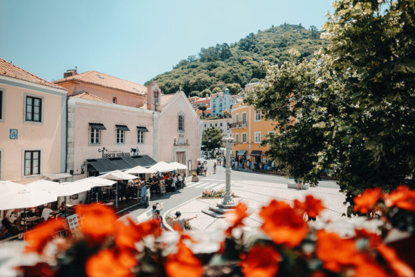 Wander the charming streets of Sintra village, full of history, colours, and local delights.