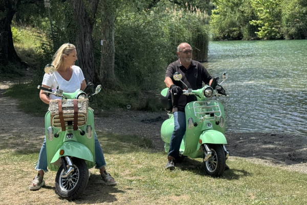 electric vespa 