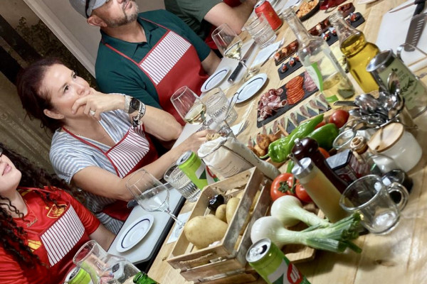 #barcelona food experience #barcelonacookingclass @justroyalbcn 