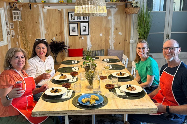 #barcelona food experience #barcelonacookingclass @justroyalbcn 