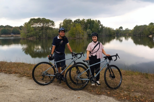 The Médoc by Gravel bike : Enjoy a bike ride through the most iconic landscapes such as vineyards, lakes and châteaux !